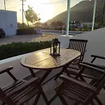 Maison d'hôtes αυρα ενοικιαζόμενα - Avra To Let Galissas
