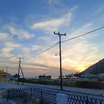 αυρα ενοικιαζόμενα - Avra To Let Gæstehus 3*