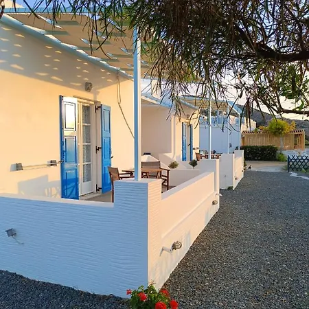 αυρα ενοικιαζόμενα - Avra To Let 3* Galissas