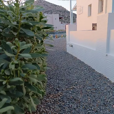 Guest house αυρα ενοικιαζόμενα - Avra To Let *